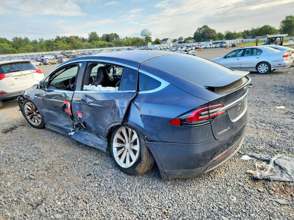Tesla MODEL X 2016 — Copart