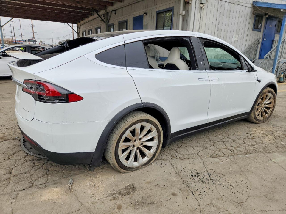 Tesla MODEL X 2021 — Copart