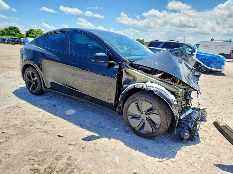 Tesla MODEL Y 2026 — Copart