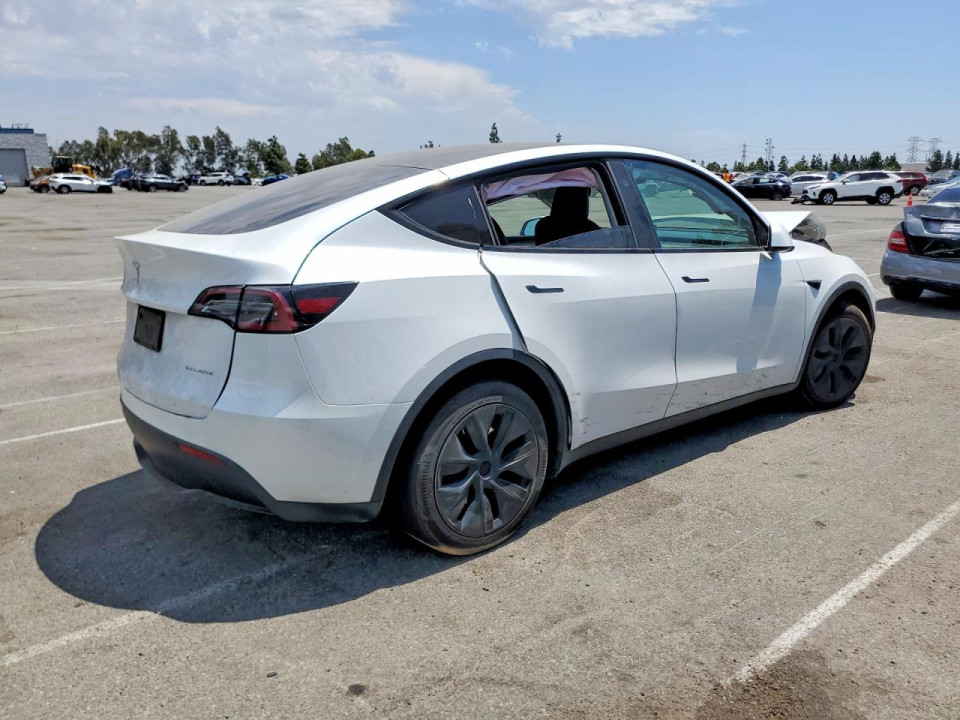 Tesla MODEL Y 2024 — Copart