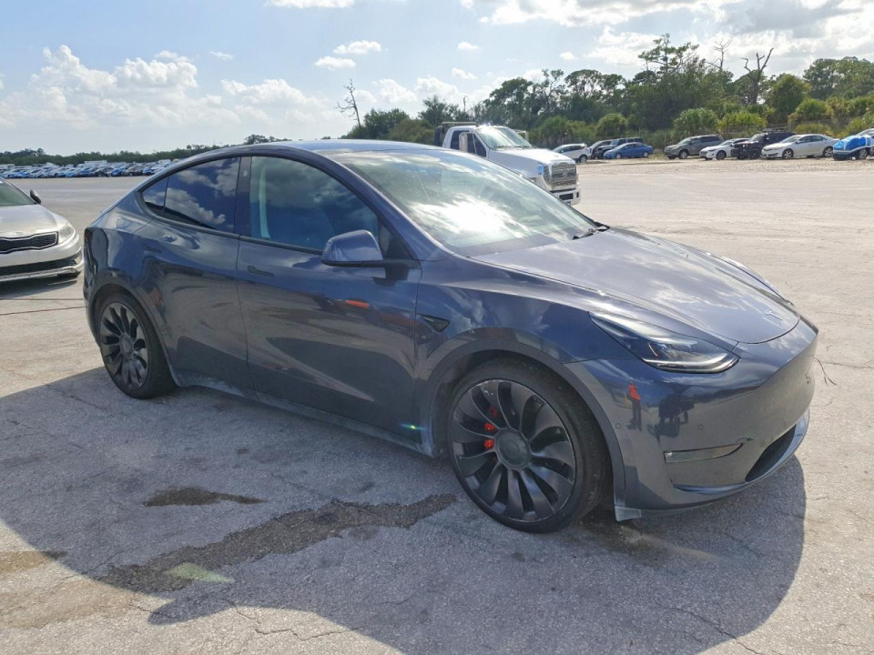 Tesla MODEL Y 2021 — Copart