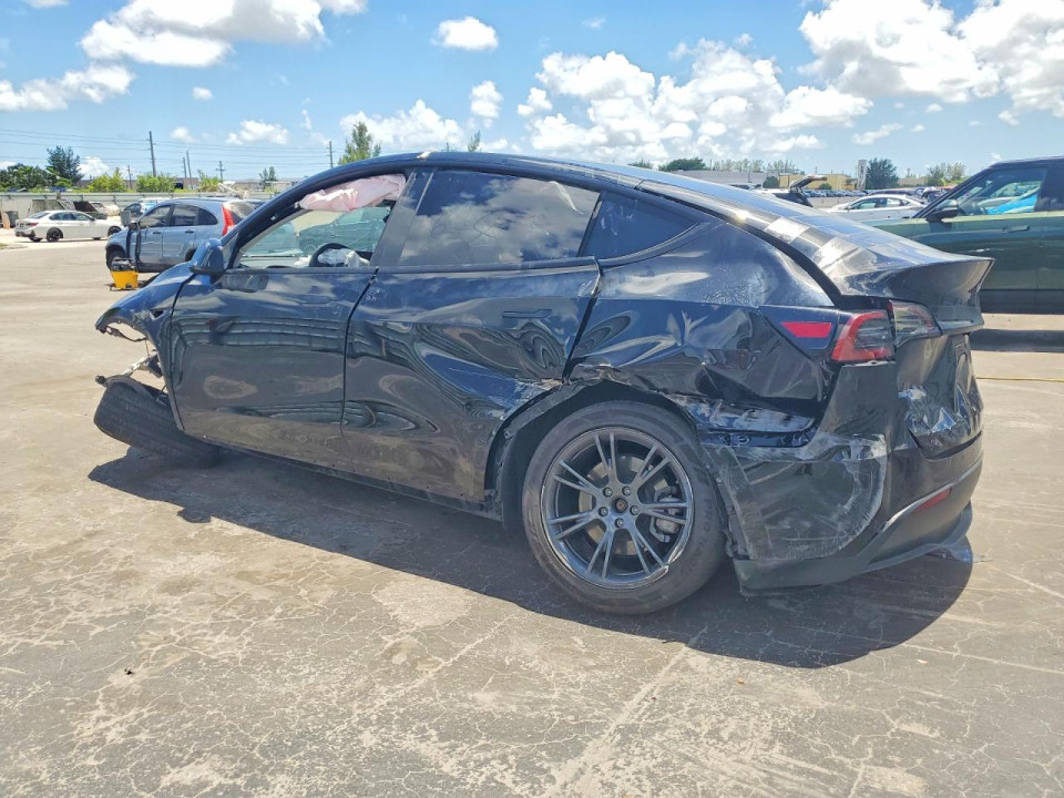 Tesla MODEL Y 2024 — Copart