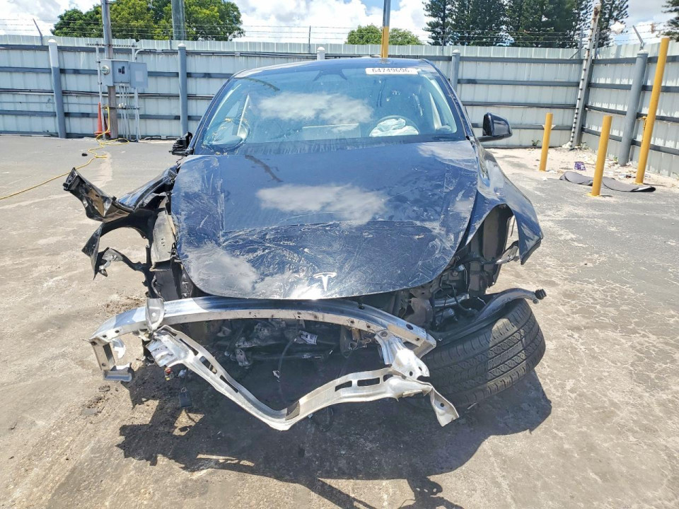 Tesla MODEL Y 2024 — Copart