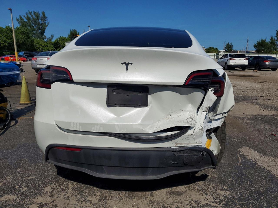 Tesla MODEL Y 2025 — Copart