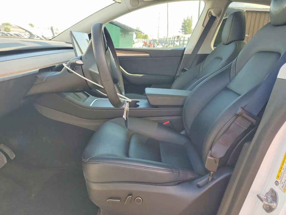 Tesla MODEL Y 2025 — Copart