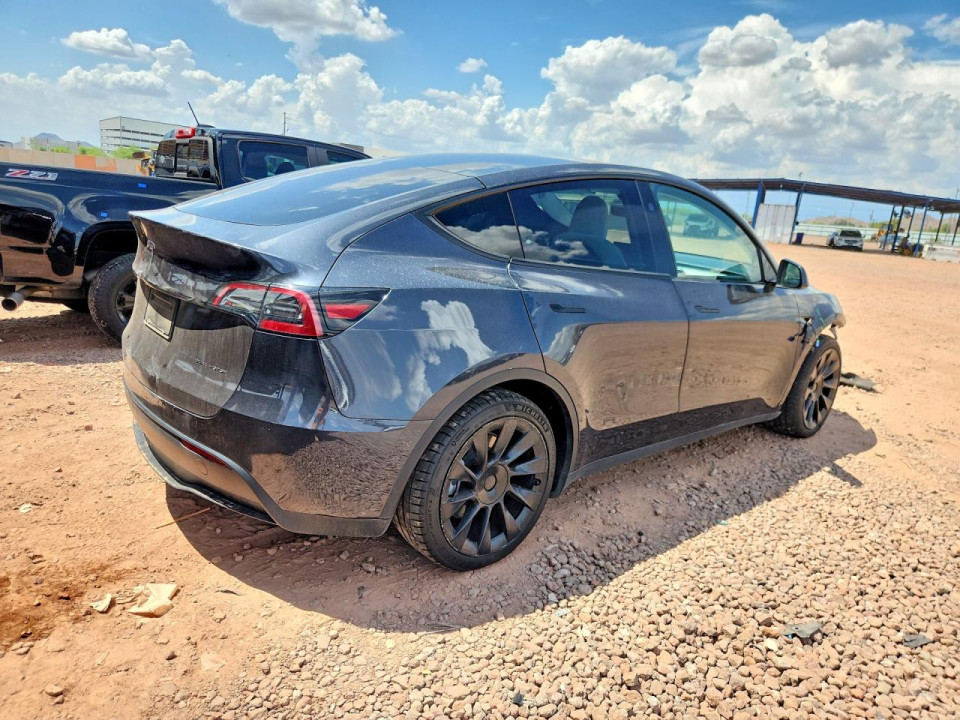 Tesla MODEL Y 2024 — Copart