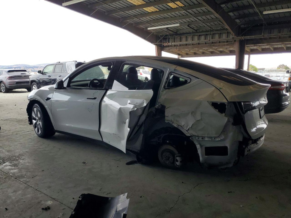 Tesla MODEL Y 2024 — Copart