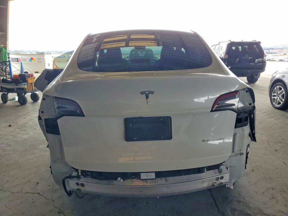 Tesla MODEL Y 2024 — Copart
