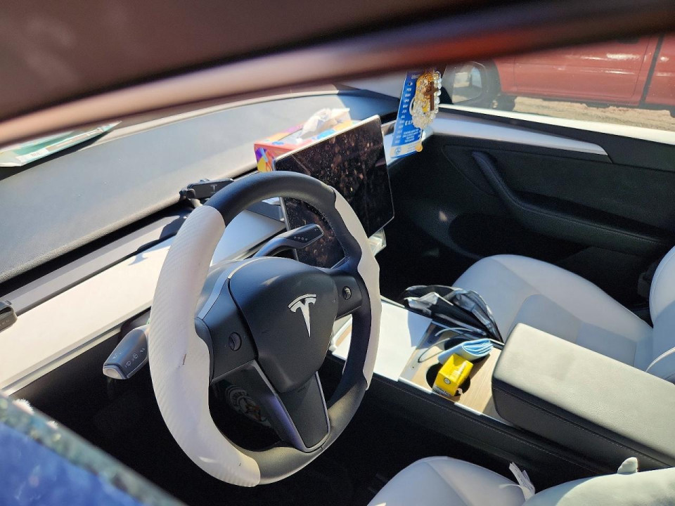 Tesla MODEL Y 2024 — Copart