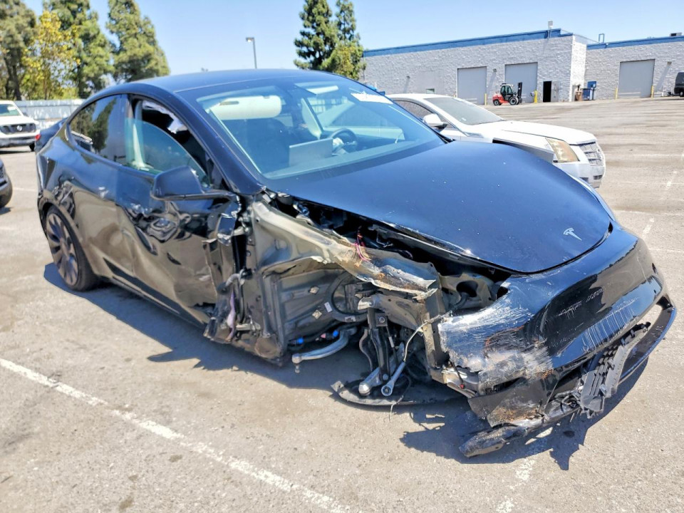 Tesla MODEL Y 2021 — Copart