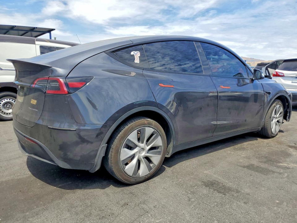 Tesla MODEL Y 2024 — Copart