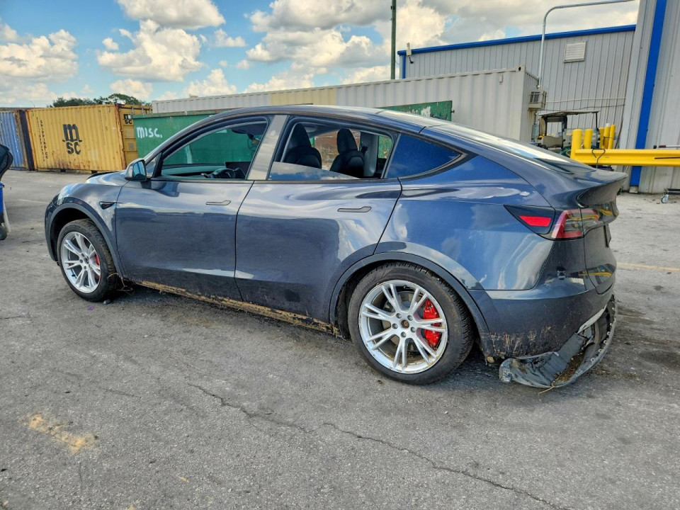 Tesla MODEL Y 2024 — Copart
