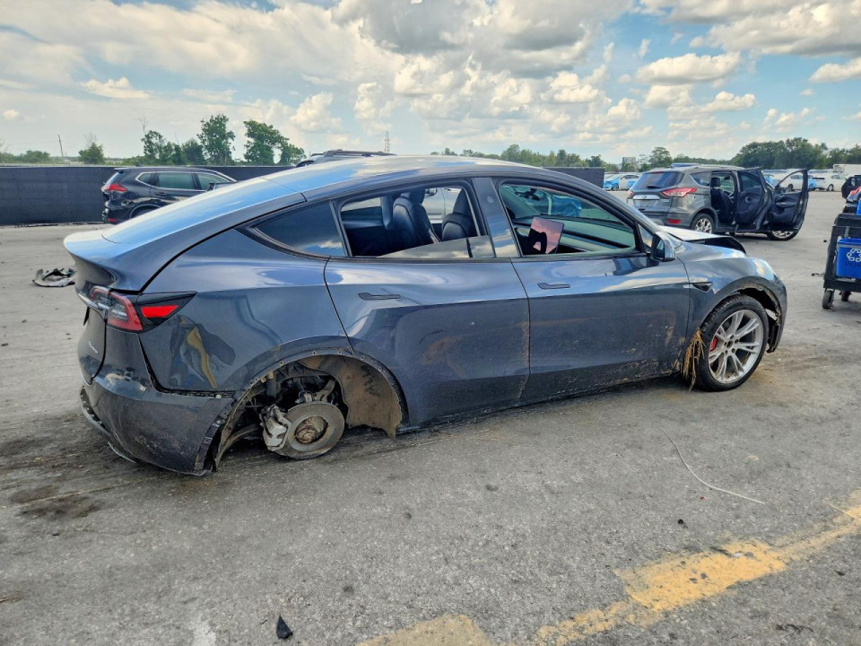 Tesla MODEL Y 2024 — Copart