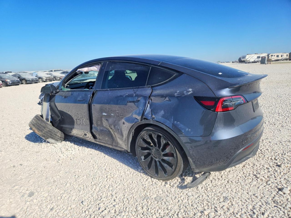 Tesla MODEL Y 2022 — Copart