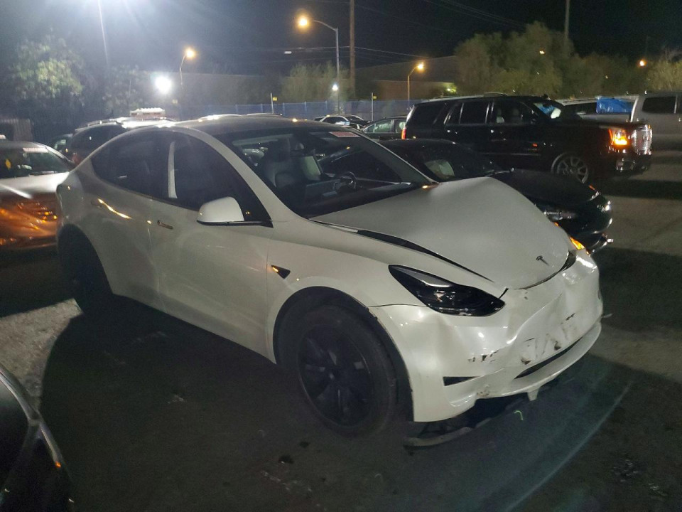 Tesla MODEL Y 2024 — Copart