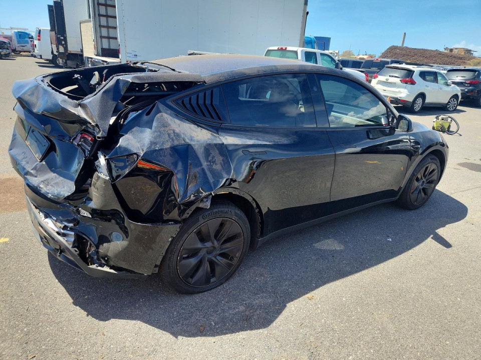Tesla MODEL Y 2025 — Copart