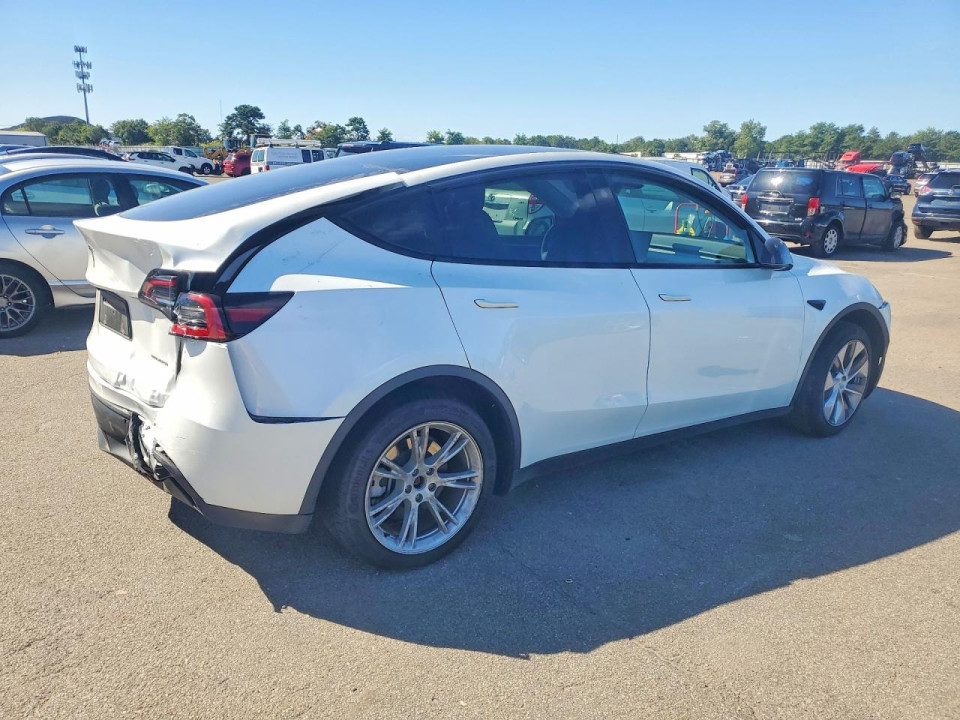 Tesla MODEL Y 2024 — Copart