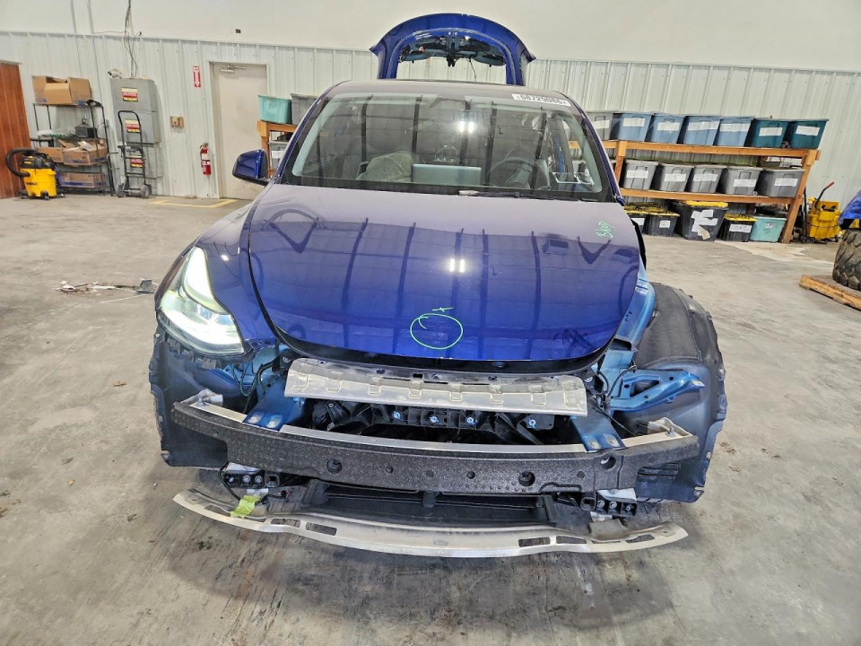 Tesla MODEL Y 2025 — Copart