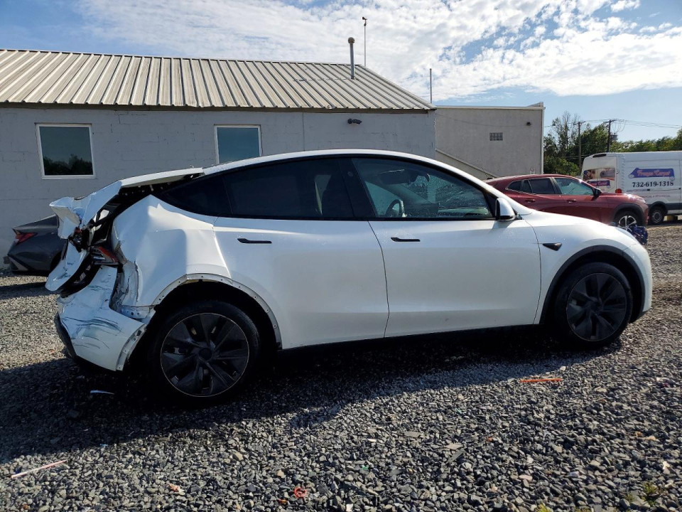 Tesla MODEL Y 2024 — Copart