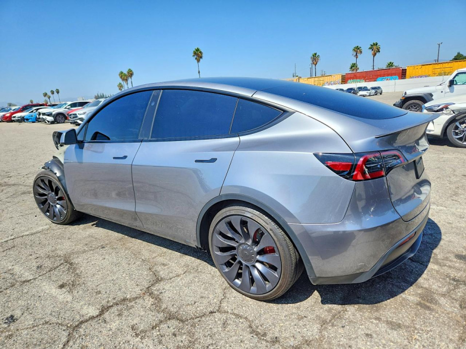 Tesla MODEL Y 2025 — Copart