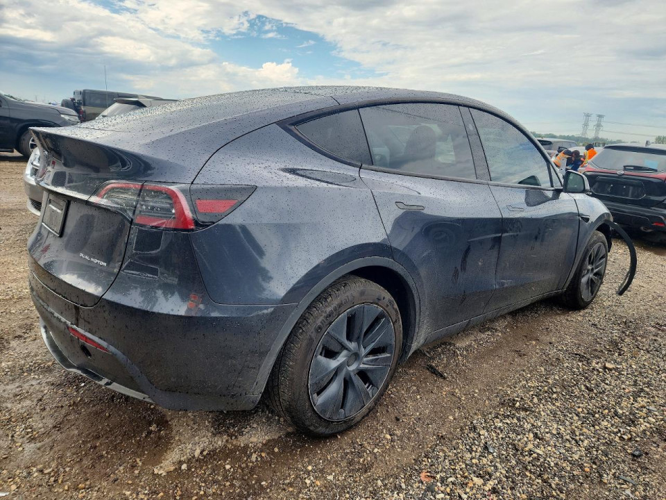 Tesla MODEL Y 2025 — Copart