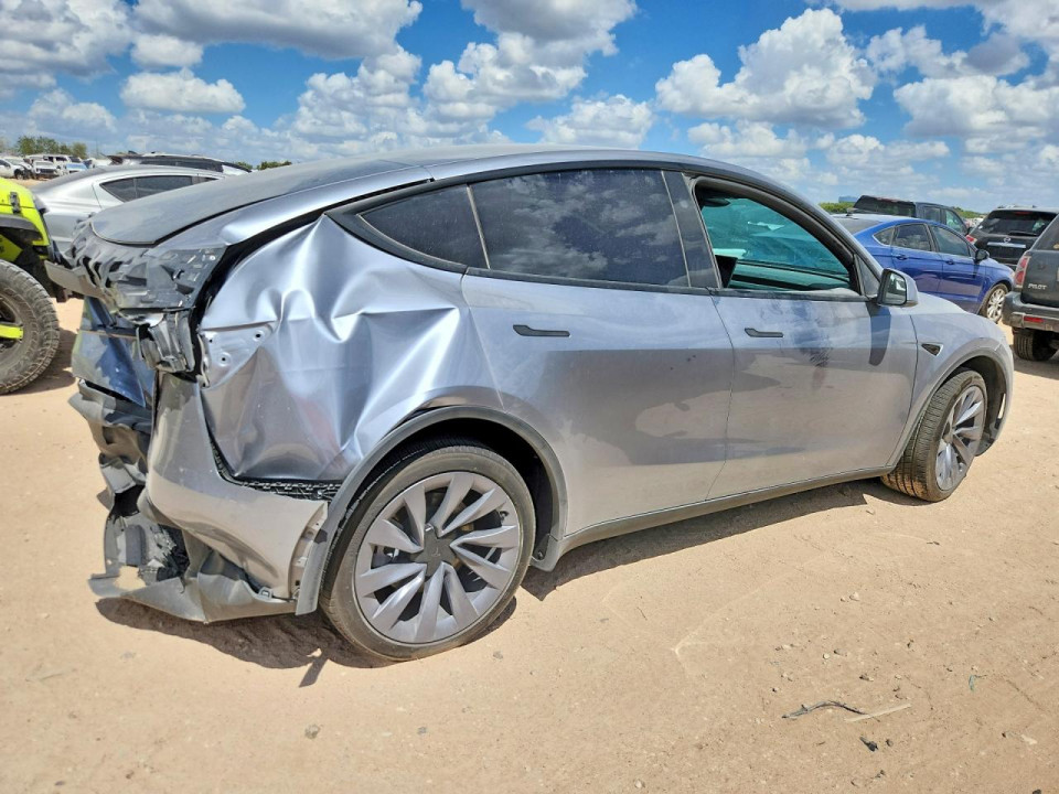 Tesla MODEL Y 2026 — Copart