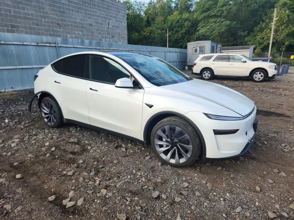 Tesla MODEL Y 2026 — Copart
