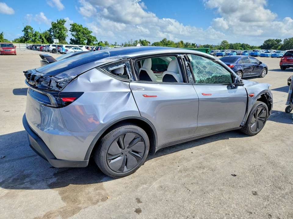 Tesla MODEL Y 2026 — Copart