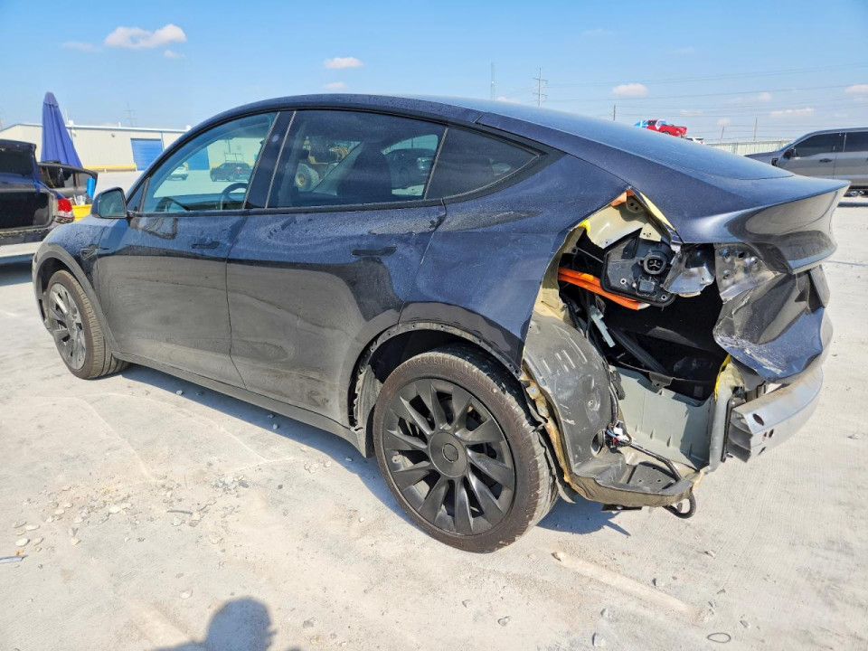 Tesla MODEL Y 2025 — Copart