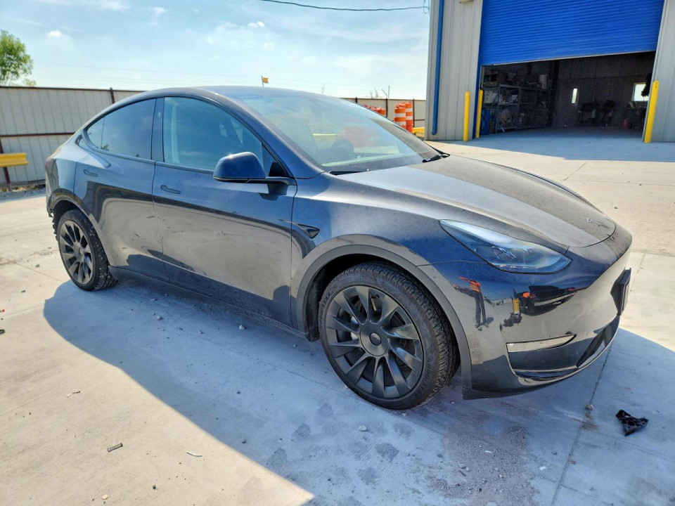 Tesla MODEL Y 2025 — Copart