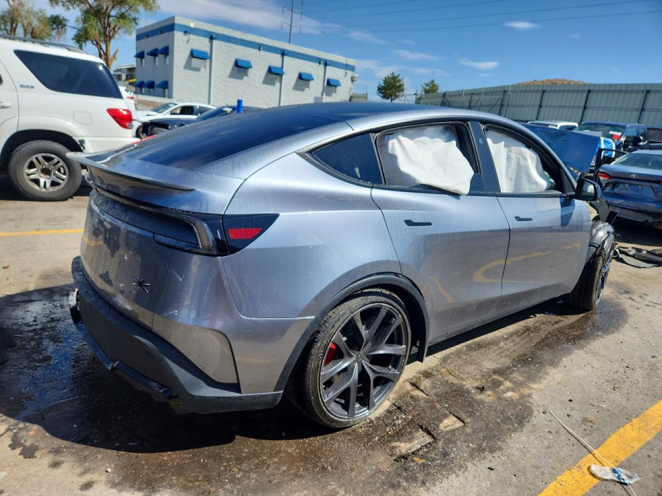 Tesla MODEL Y 2026 — Copart