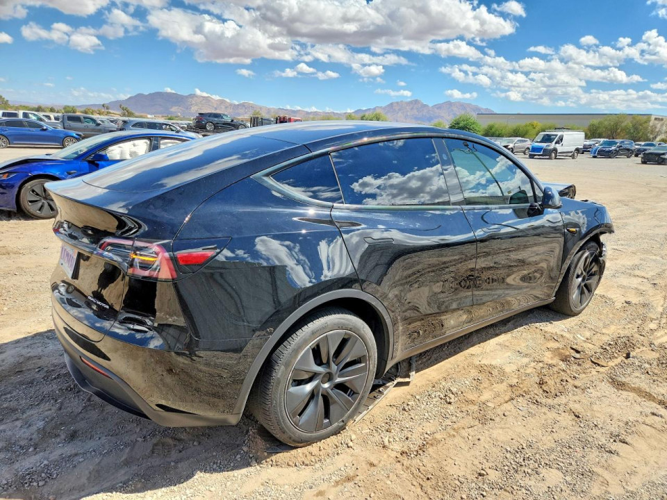 Tesla MODEL Y 2024 — Copart