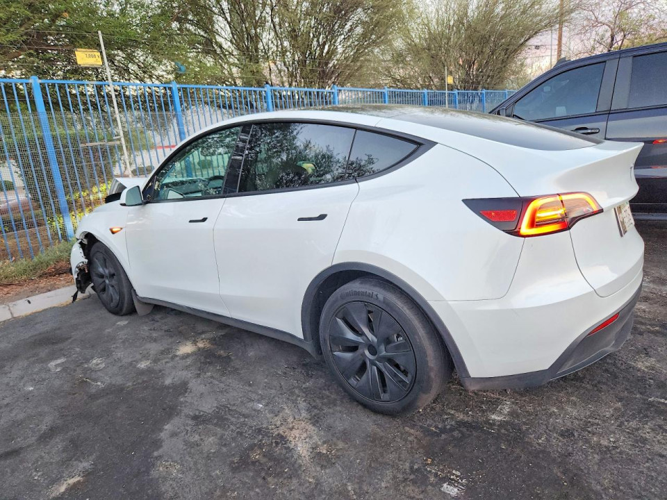 Tesla MODEL Y 2024 — Copart