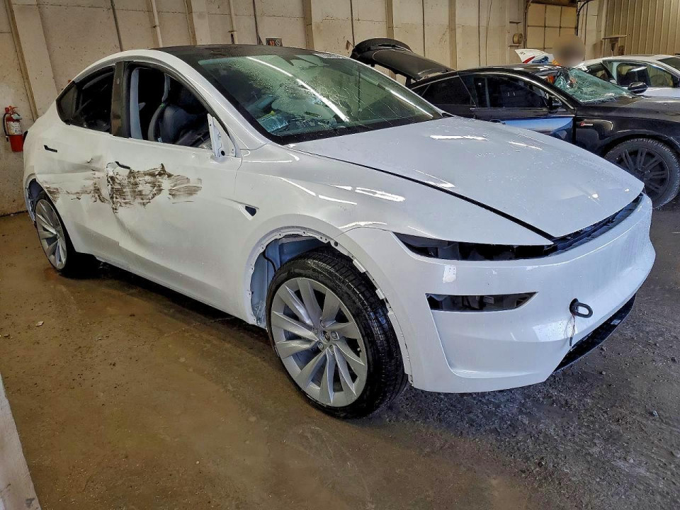 Tesla MODEL Y 2026 — Copart