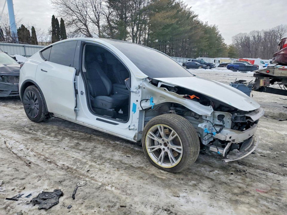 Tesla MODEL Y 2021 — Copart