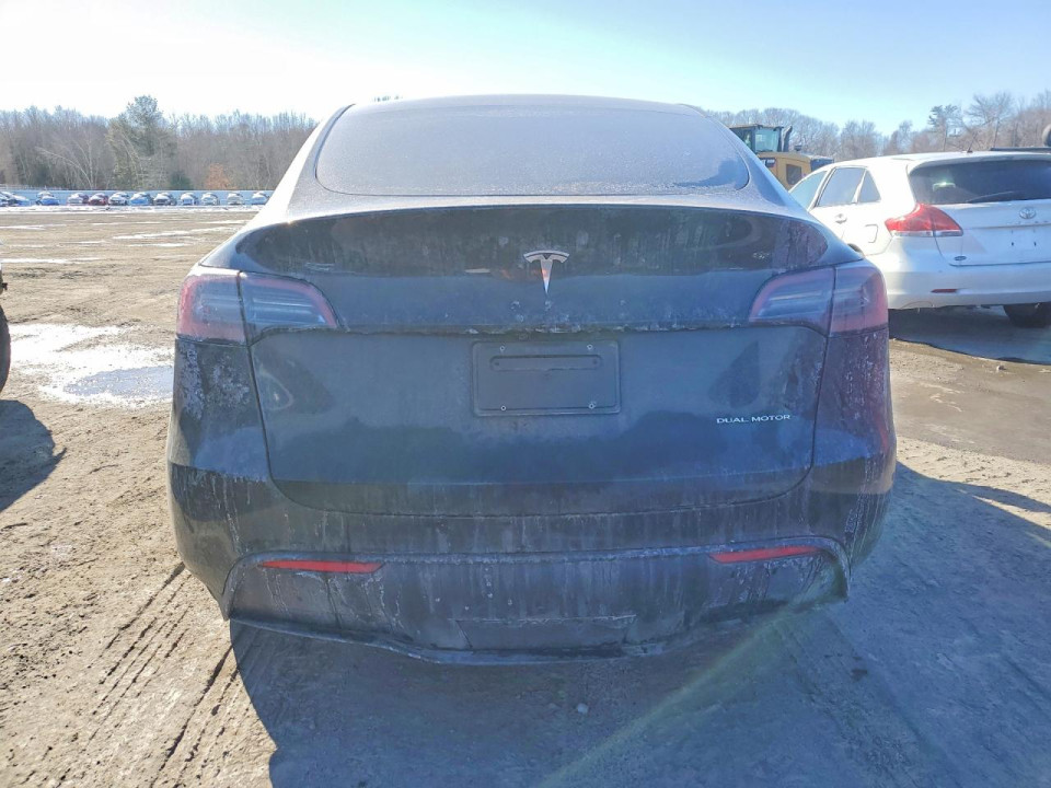 Tesla MODEL Y 2025 — Copart