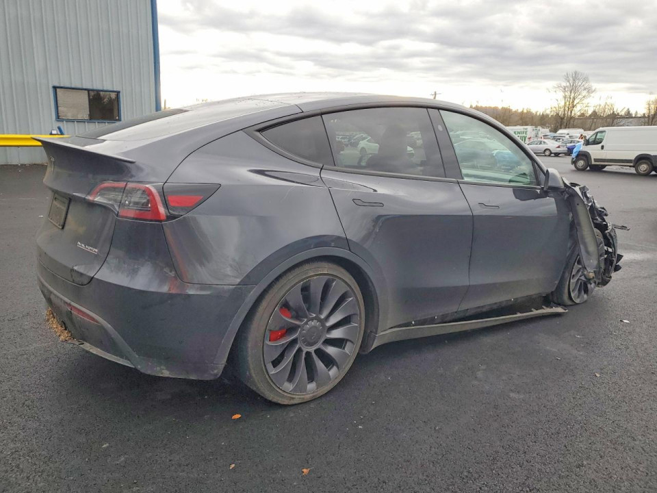 Tesla MODEL Y 2024 — Copart