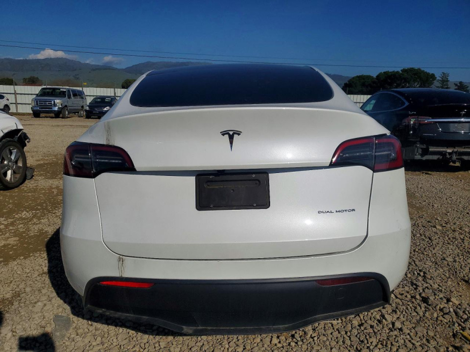 Tesla MODEL Y 2025 — Copart