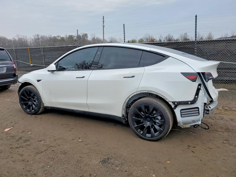 Tesla MODEL Y 2024 — Copart