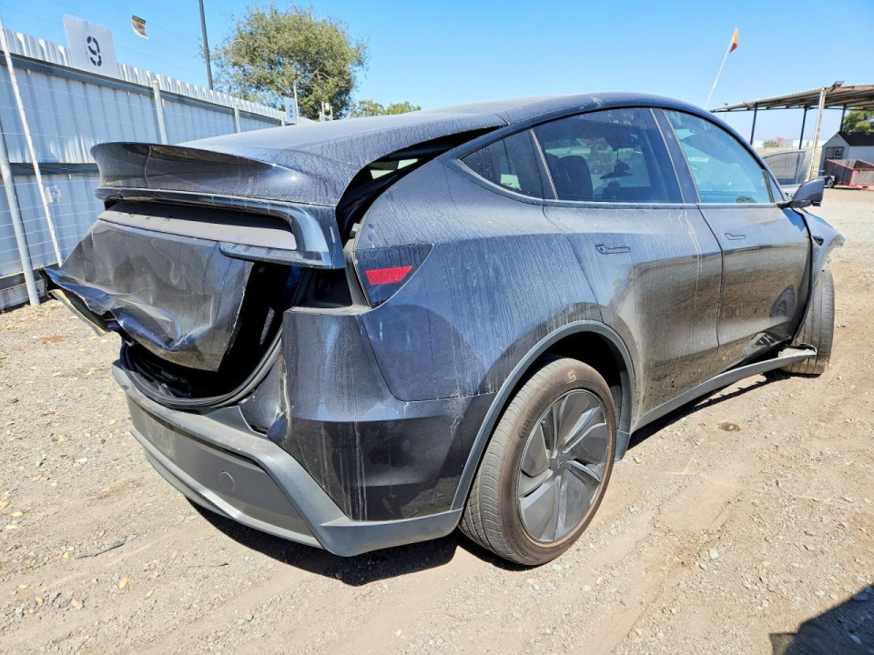Tesla MODEL Y 2026 — Copart