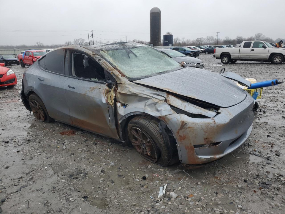 Tesla MODEL Y 2025 — Copart