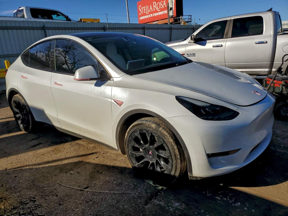 Tesla MODEL Y 2022 — Copart