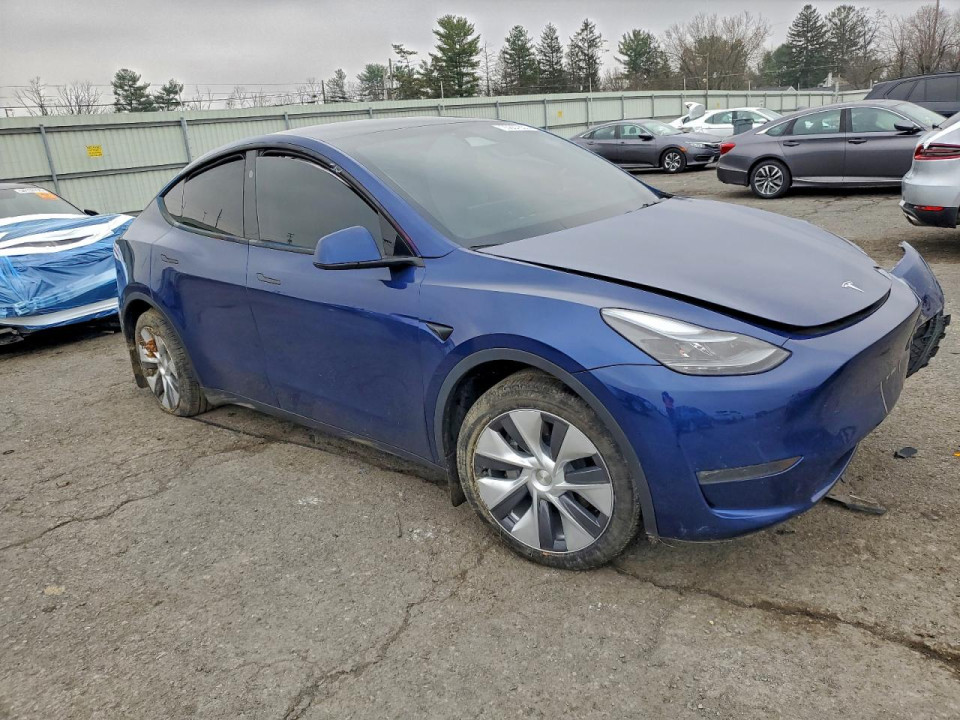 Tesla MODEL Y 2024 — Copart