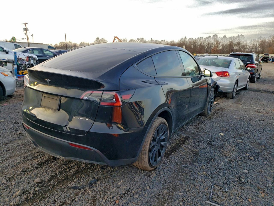 Tesla MODEL Y 2023 — Copart
