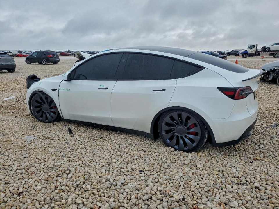 Tesla MODEL Y 2024 — Copart