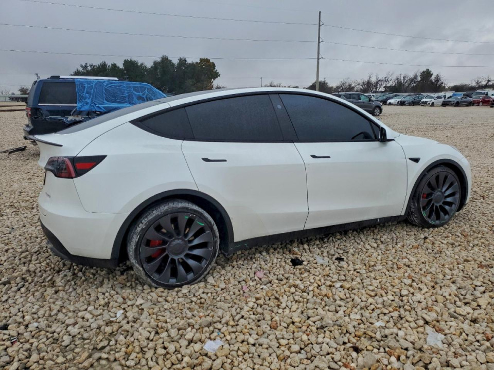 Tesla MODEL Y 2024 — Copart