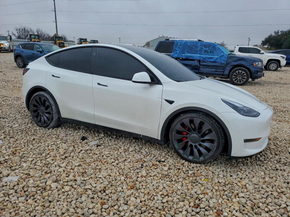 Tesla MODEL Y 2024 — Copart