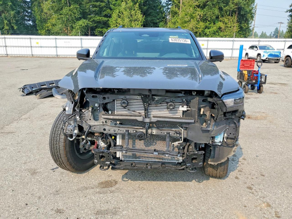 Toyota 4RUNNER 2025 — Copart