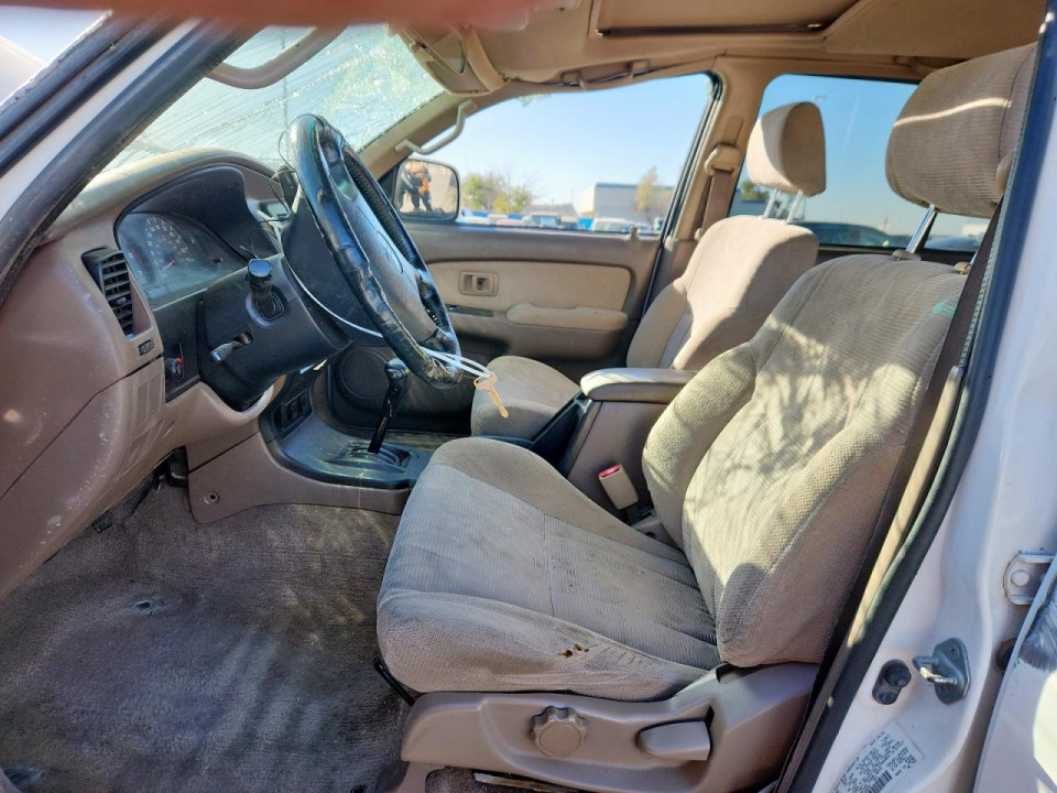 Toyota 4RUNNER 2000 — Copart