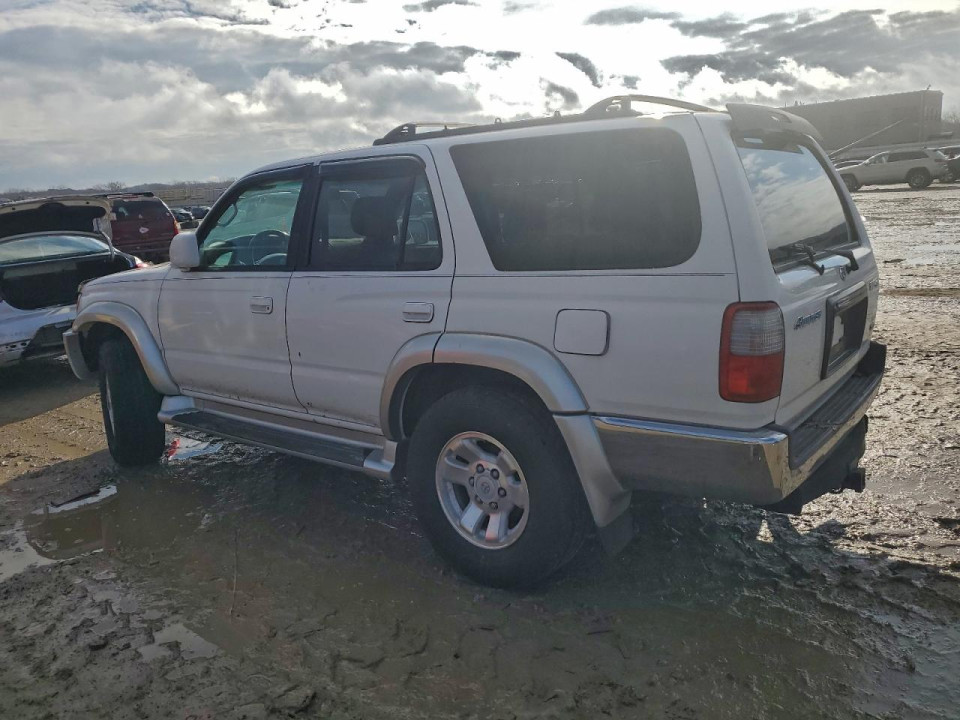 Toyota 4RUNNER 2000 — Copart